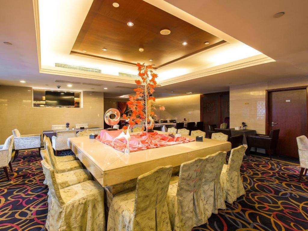 China Palace Hotel Beijing Exterior photo